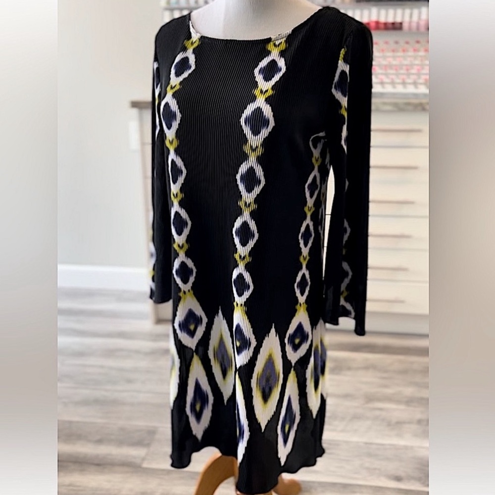 Alfani Printed Crinkle Dress. - Picture 3 of 8